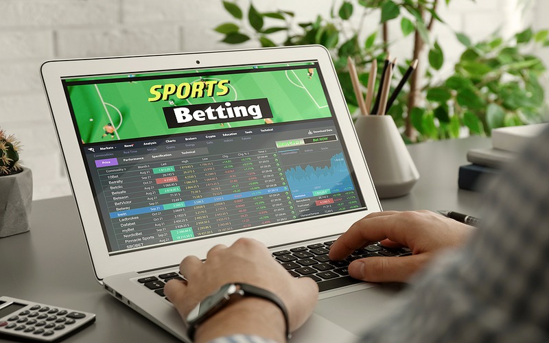 Sports Betting on Laptop